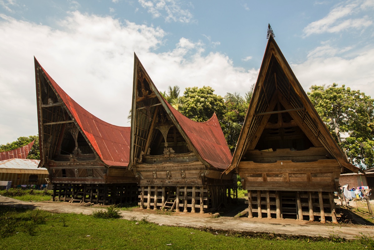 traditional-houses-of-indonesia-gallery