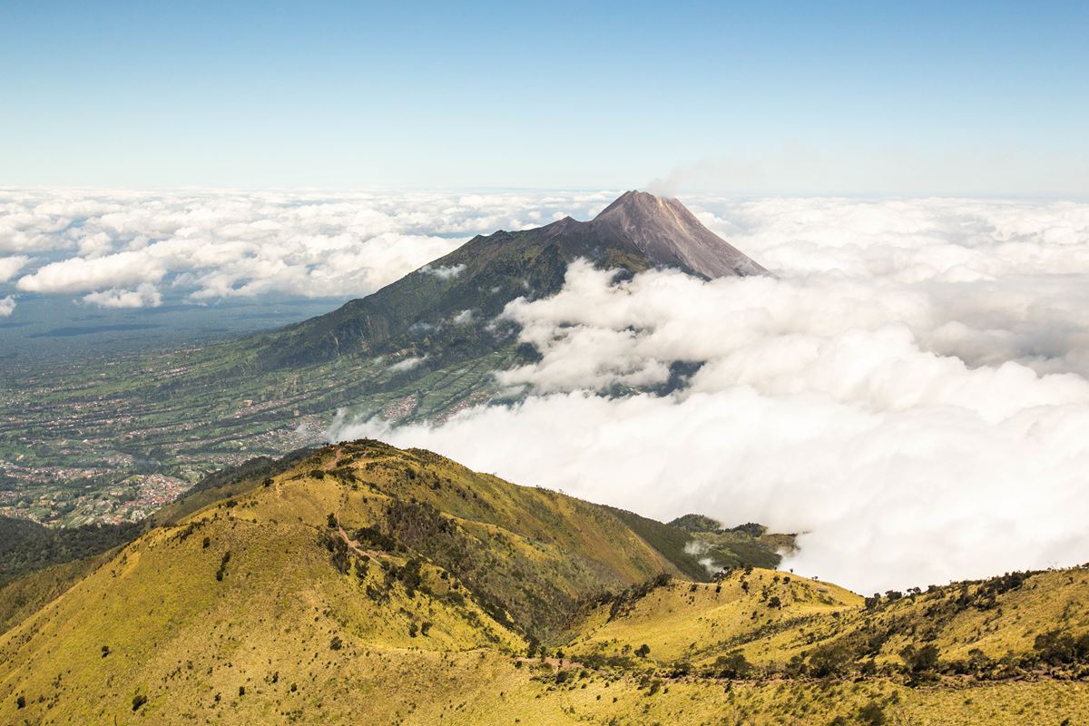 Hiking Merbabu